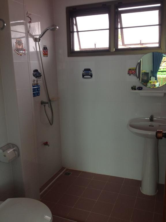 Loy Manee House Phra Nakhon Si Ayutthaya Quarto foto