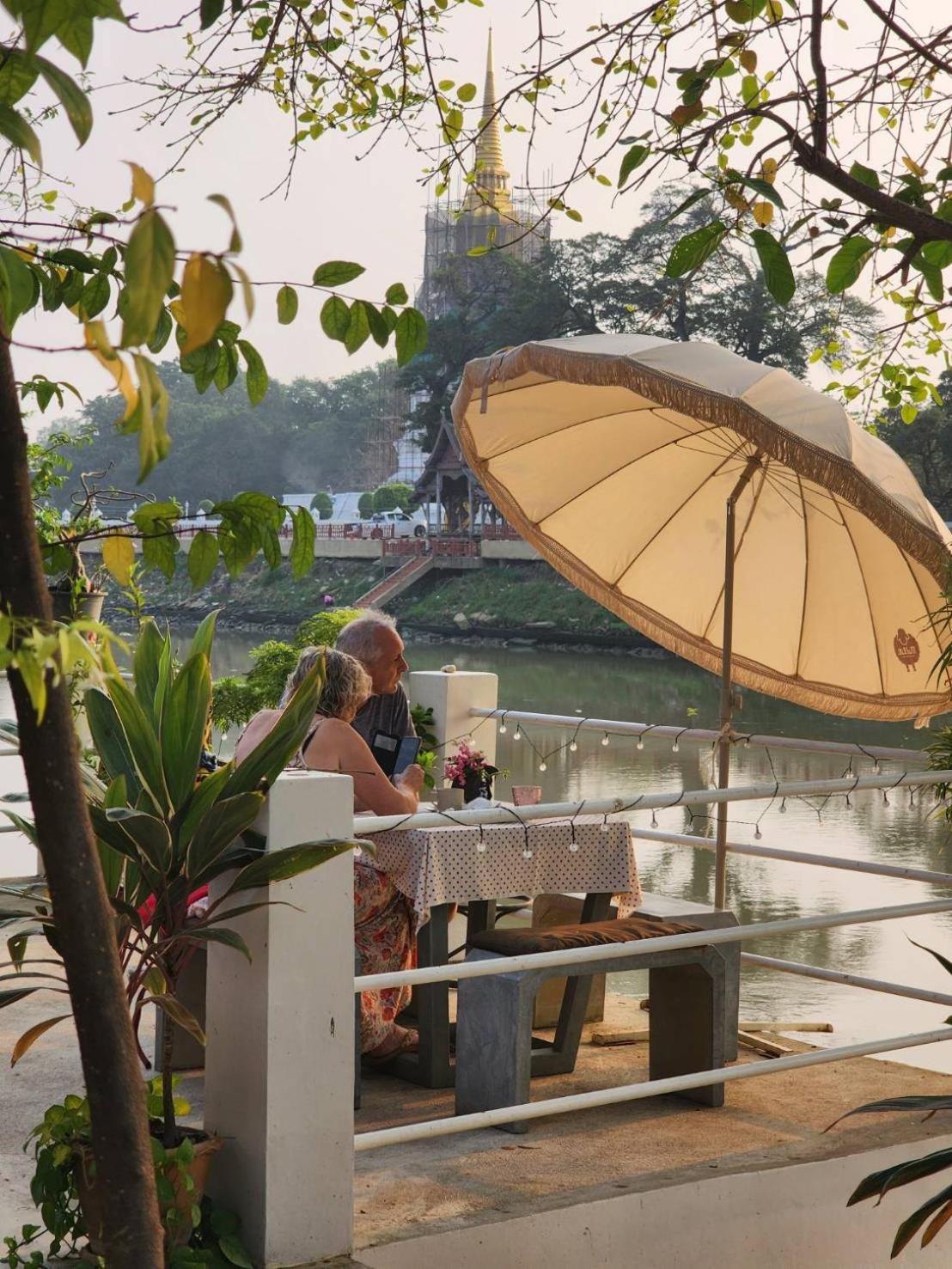 Loy Manee House Phra Nakhon Si Ayutthaya Exterior foto